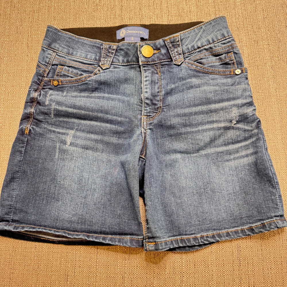 Democracy Ab solution Blue Denim Jean Shorts Womens Size 2 Stretch Mid Rise